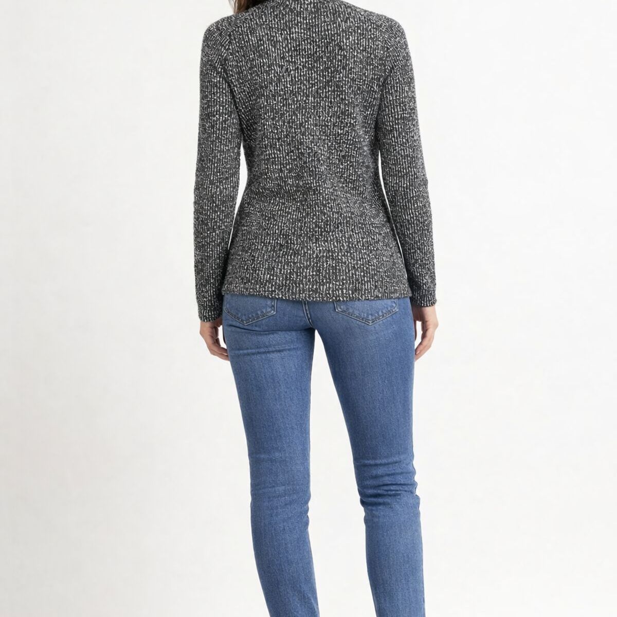 TENTATION - Polera Cuello Alto Acana.  Gris