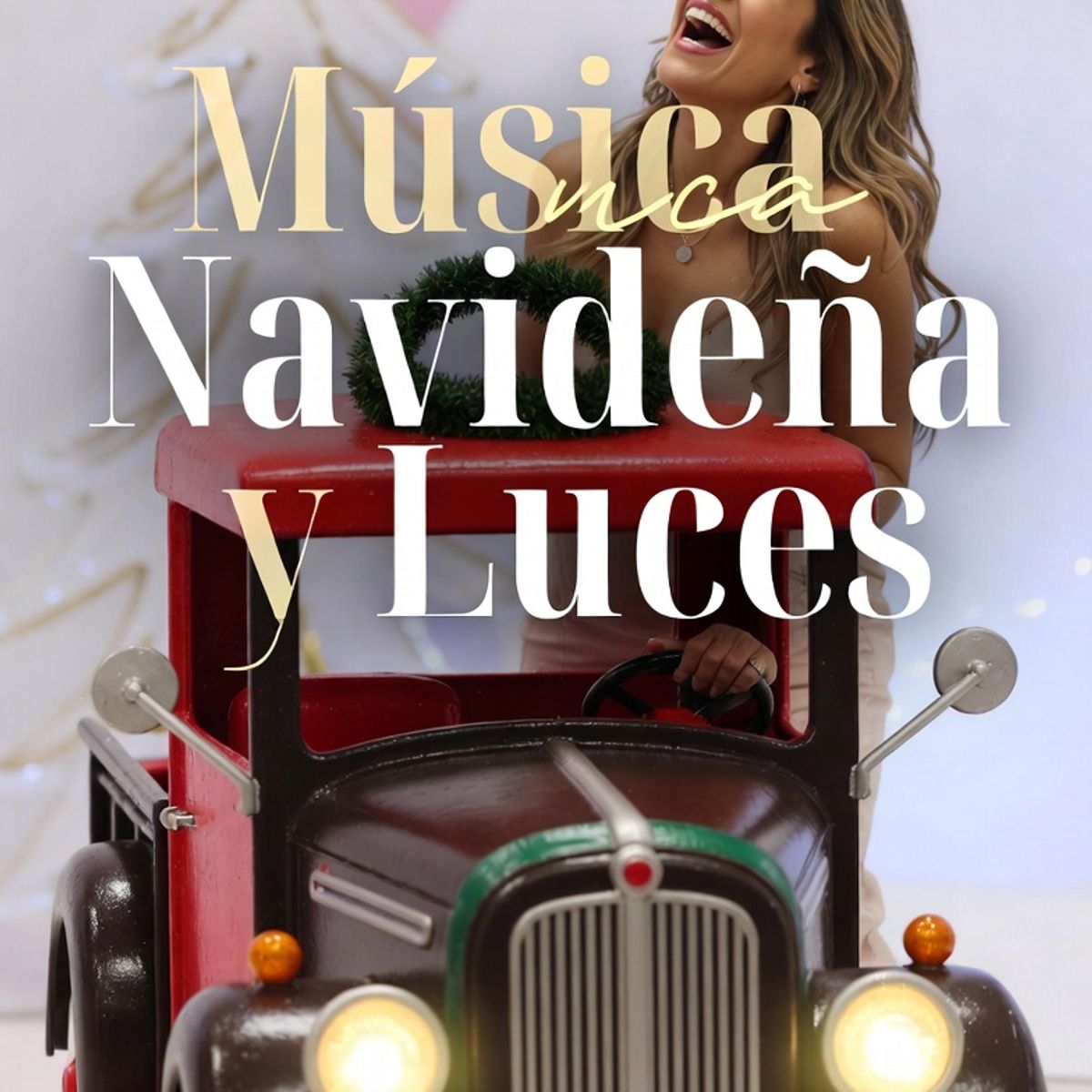 MOVI - Camioneta Navideña Musical con Luz y Regalos Navideños