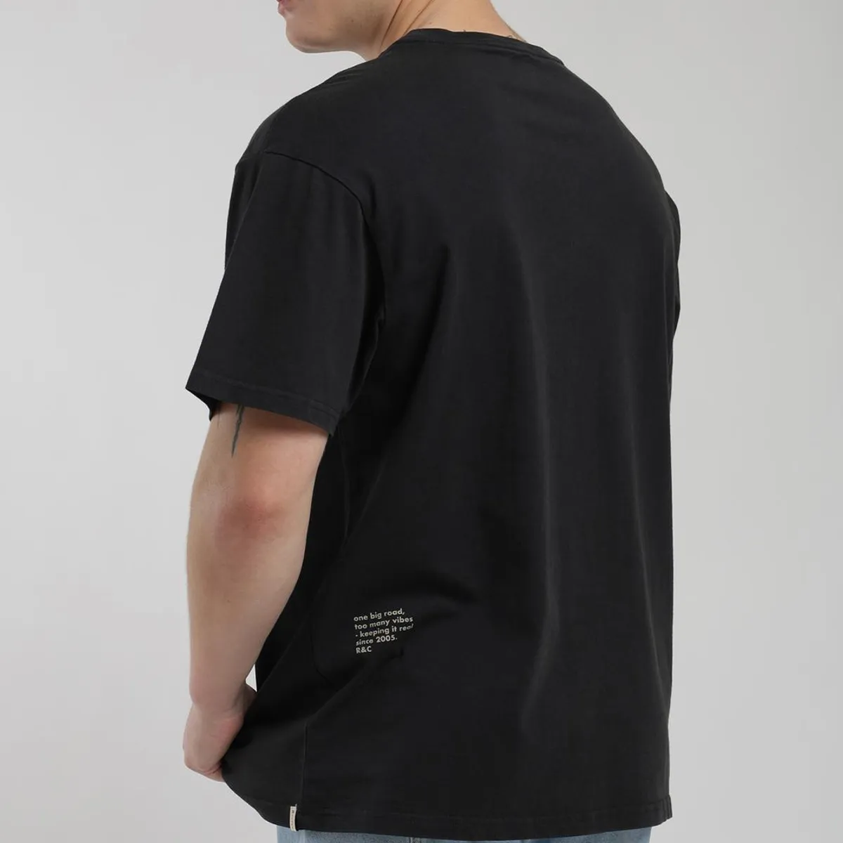 KAYA UNITE - Polera Oversize Algodón Aniversario Hombre