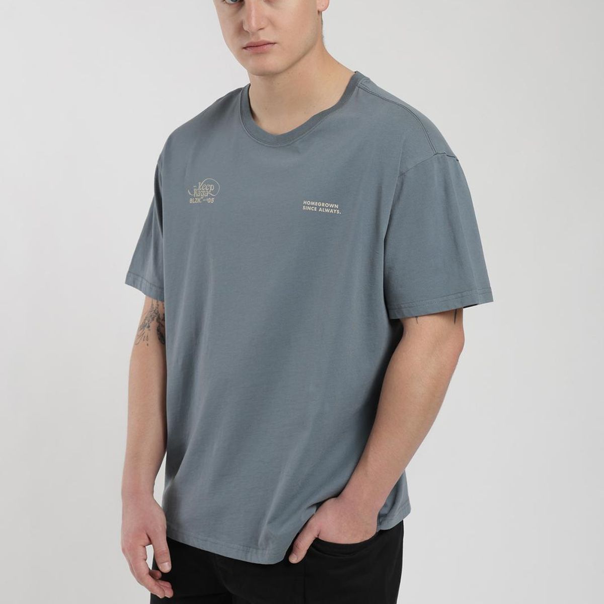 KAYA UNITE - Polera Oversize Algodón Aniversario Hombre