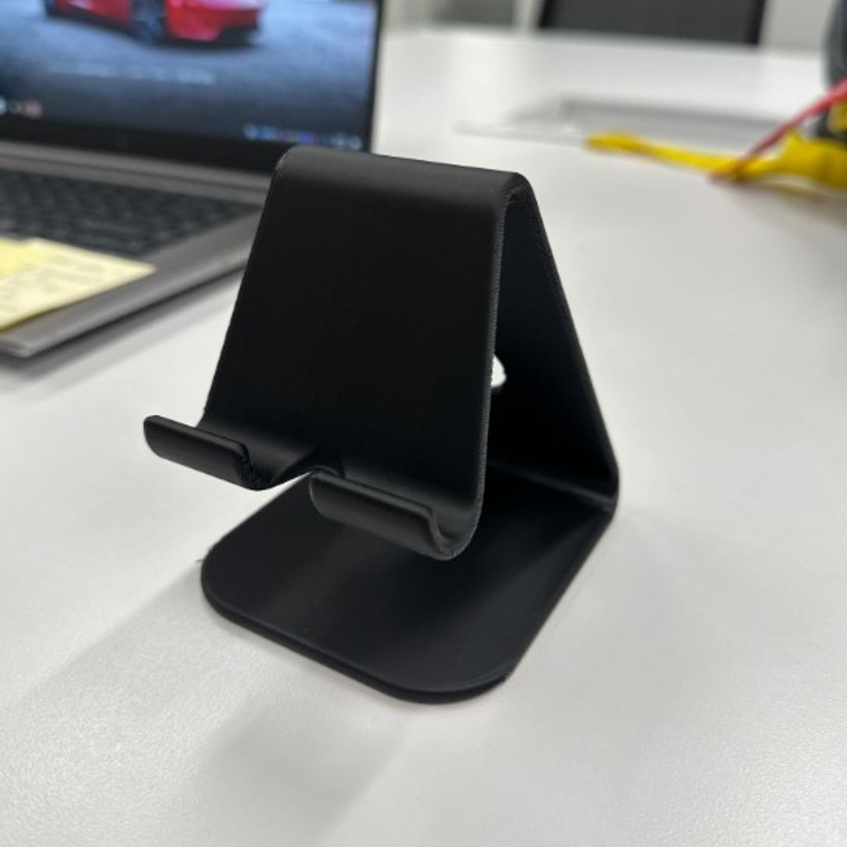 GENERICO - Figura decorativa Phone Holder