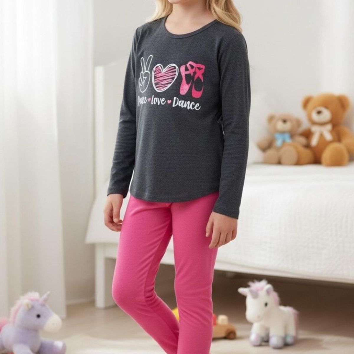 KOWHAI - Pijama Niña Estampado Peace Love Dance