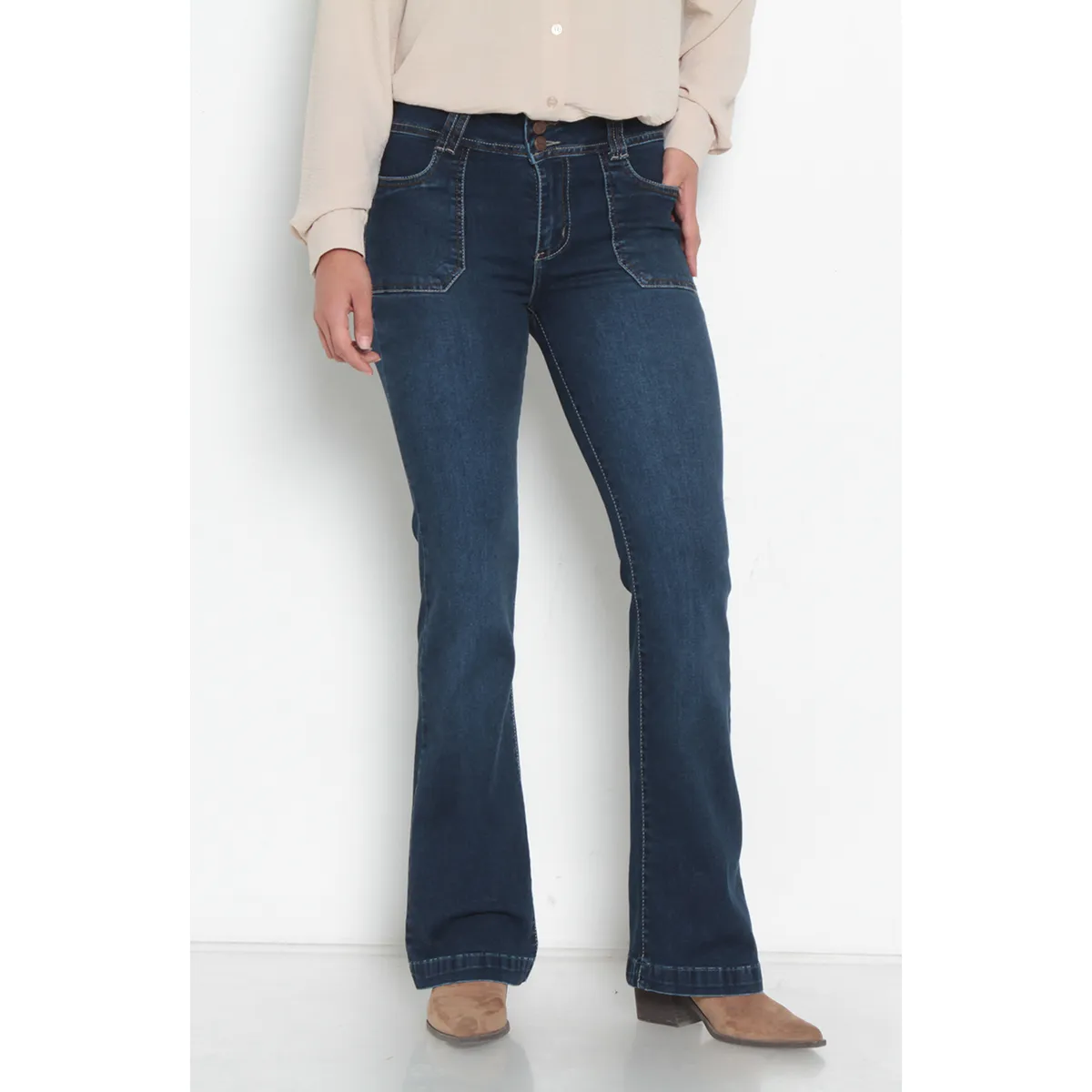 WADOS - JEANS MUJER CARGO PIERNA FLARE TIRO ALTO PRETINA MEDIA DOS BOTONES