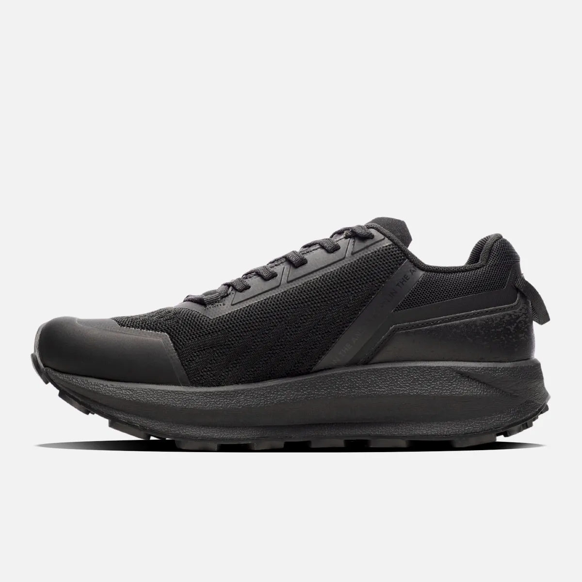 LIPPI - Zapatilla Mujer Sky Trail Negro Lippi