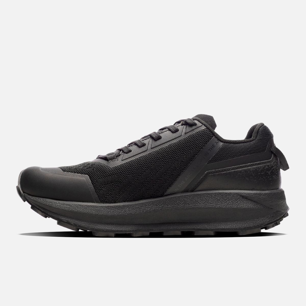 LIPPI - Zapatilla Mujer Sky Trail Negro Lippi