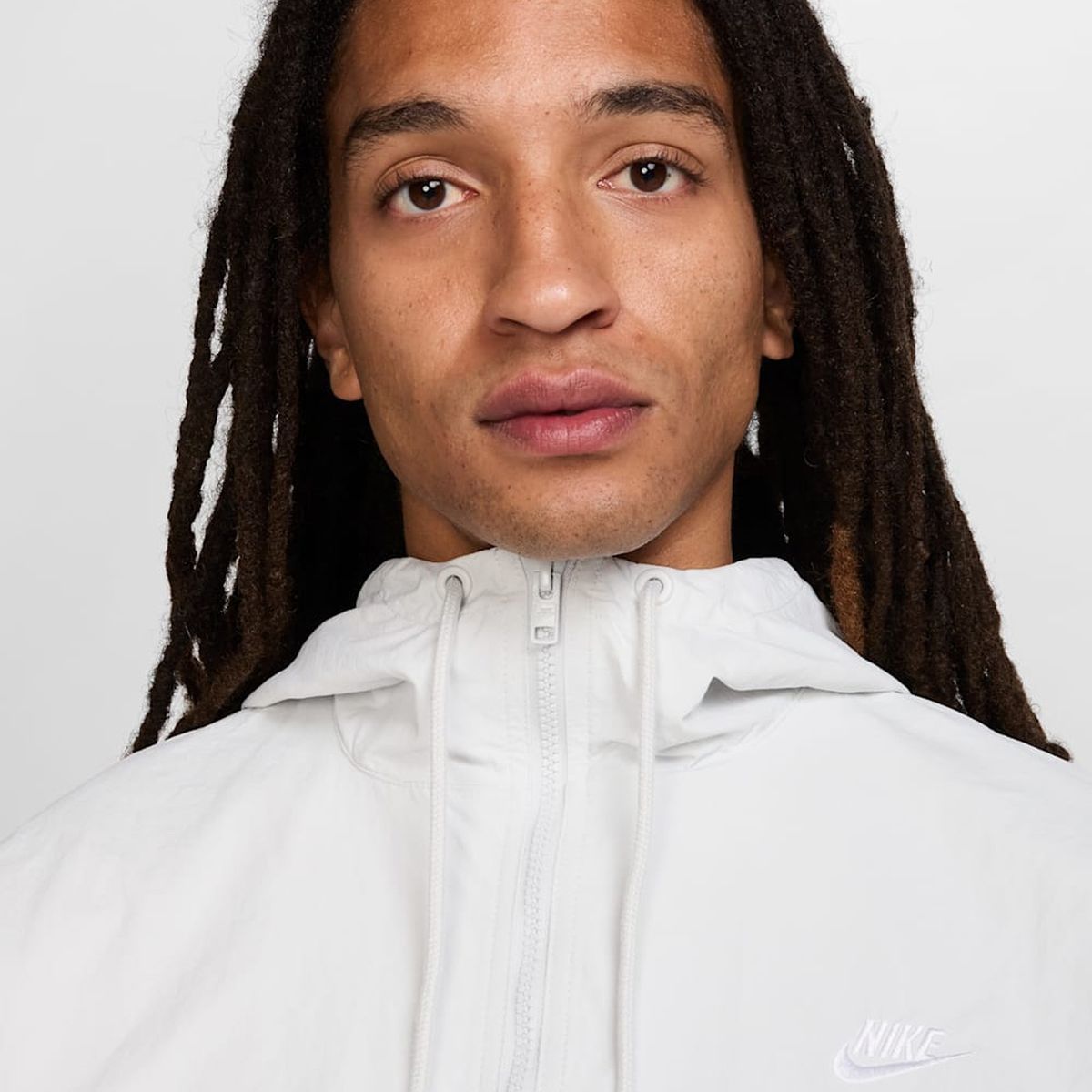 NIKE - Chaqueta Nike Club Negro Hombre