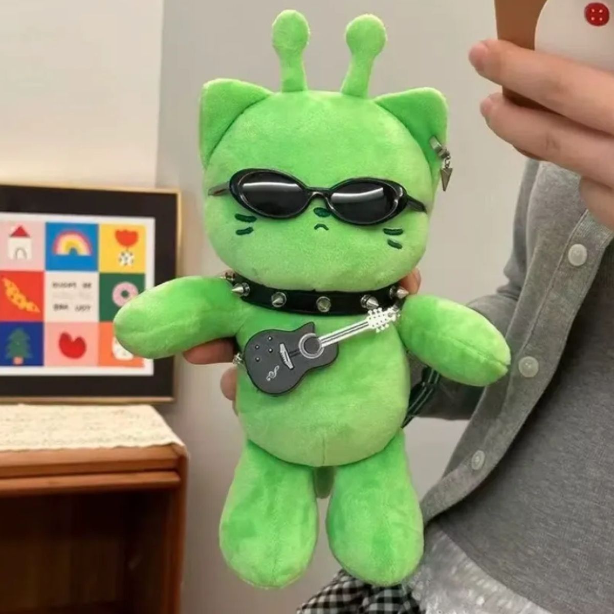 GENERICO - Peluche Gato Alien Marciano Rockero Regalo Tierno 25 Cm