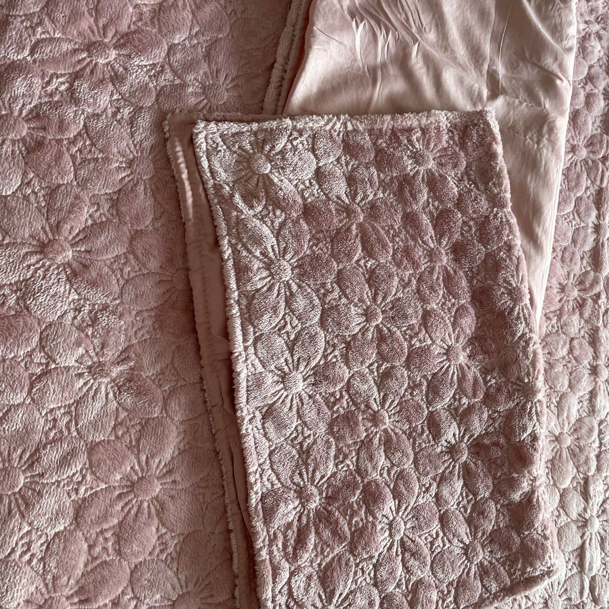DEKOHOME - CUBRECAMA VELVET PLUSH