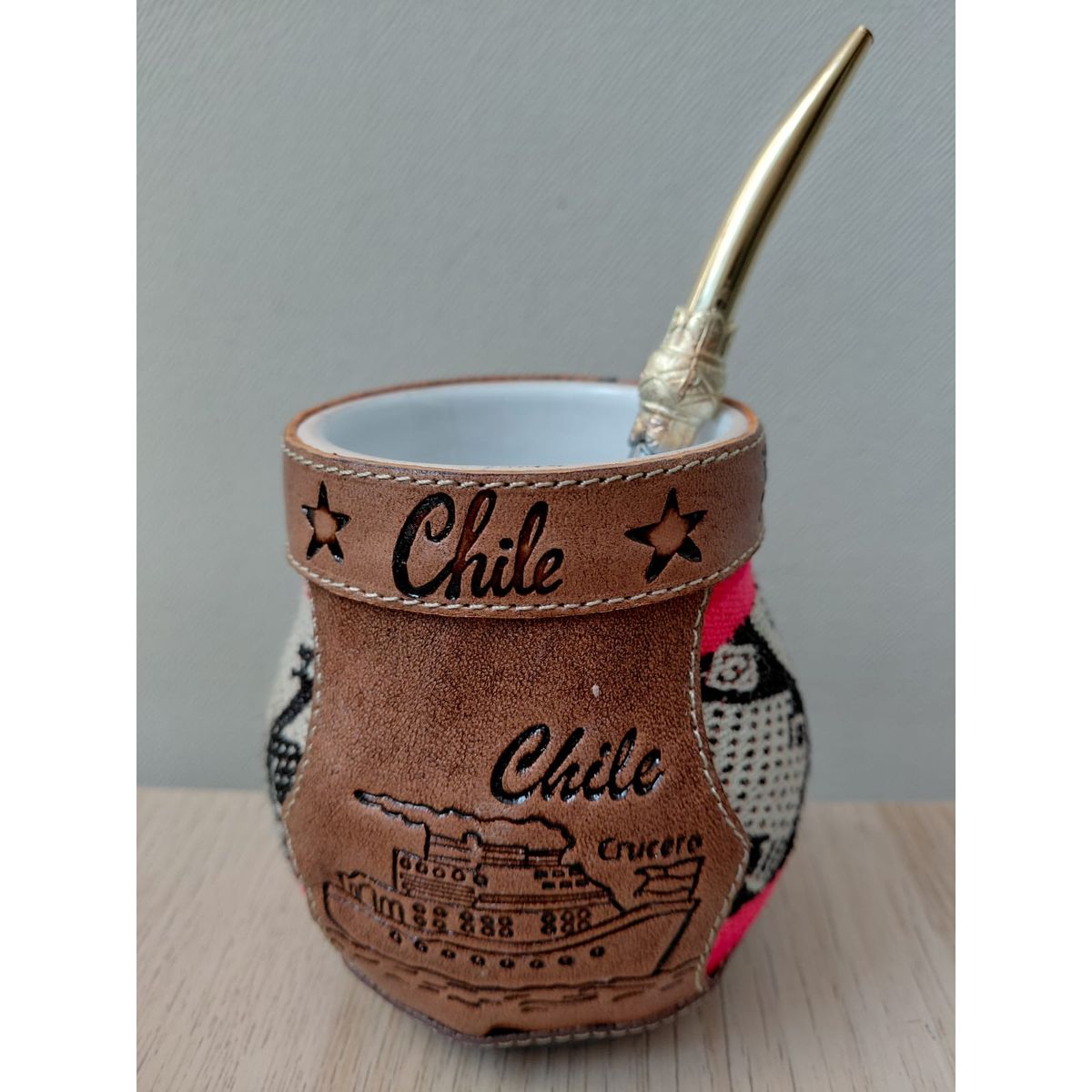 GENERICO - Mate Ceramica 120 ml Con Aguayo y Cuero Mediano Mas Bombilla