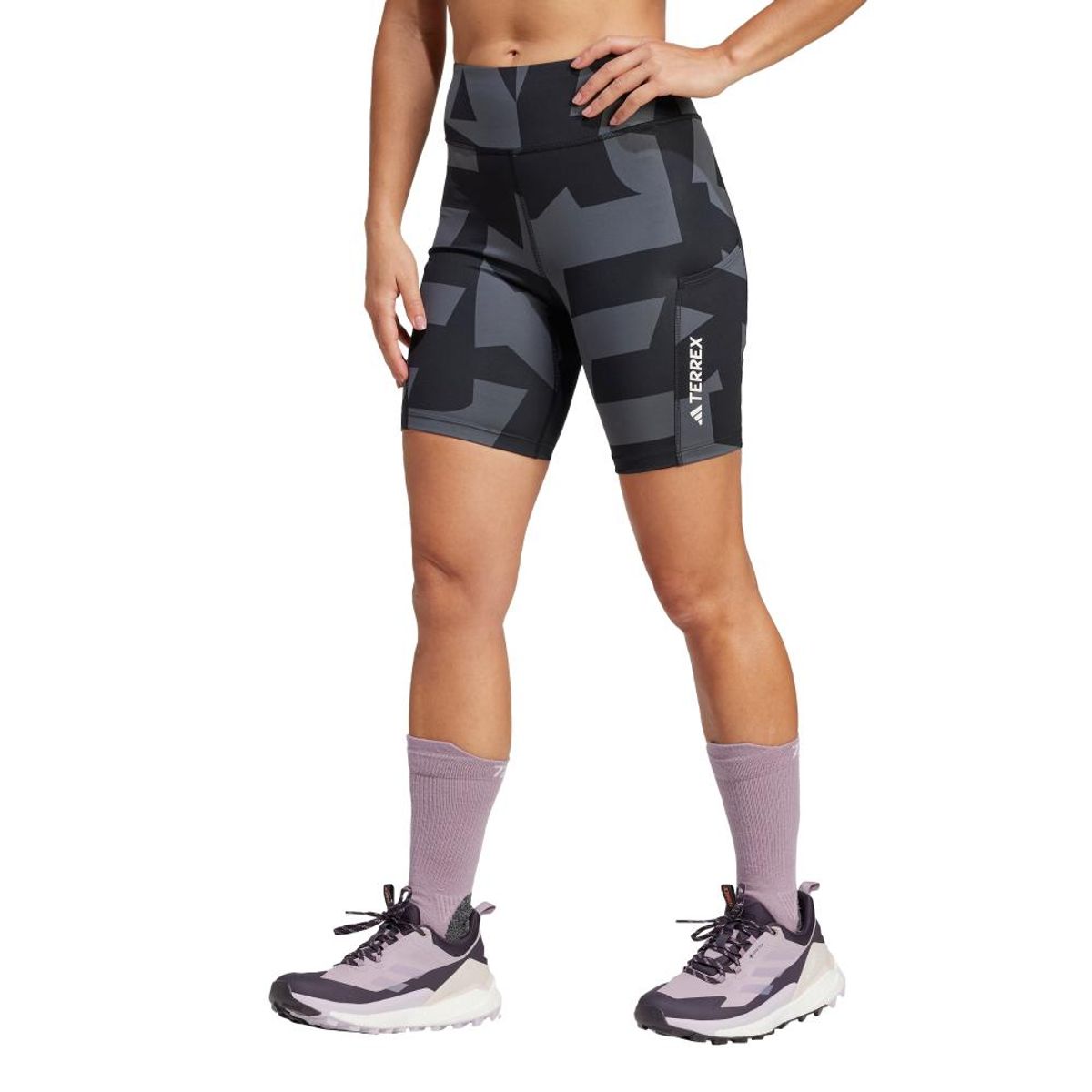 ADIDAS - Shorts Trekking Mujer