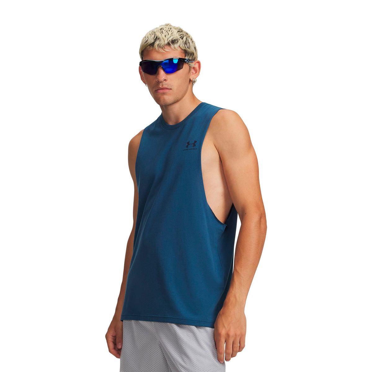 UNDER ARMOUR - Polera S/M UA Left Chest Cut-Off Azul Hombre UNDER ARMOUR