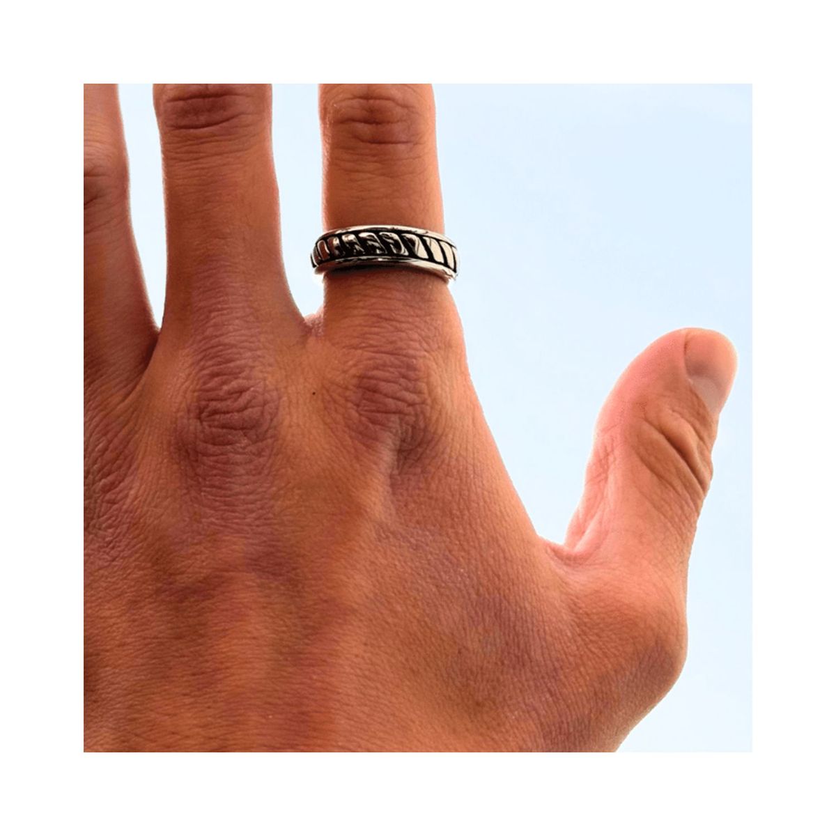 SAINT VENIK - Anillo Eros Masculino Plateado 8US Atraccion Saint Venik