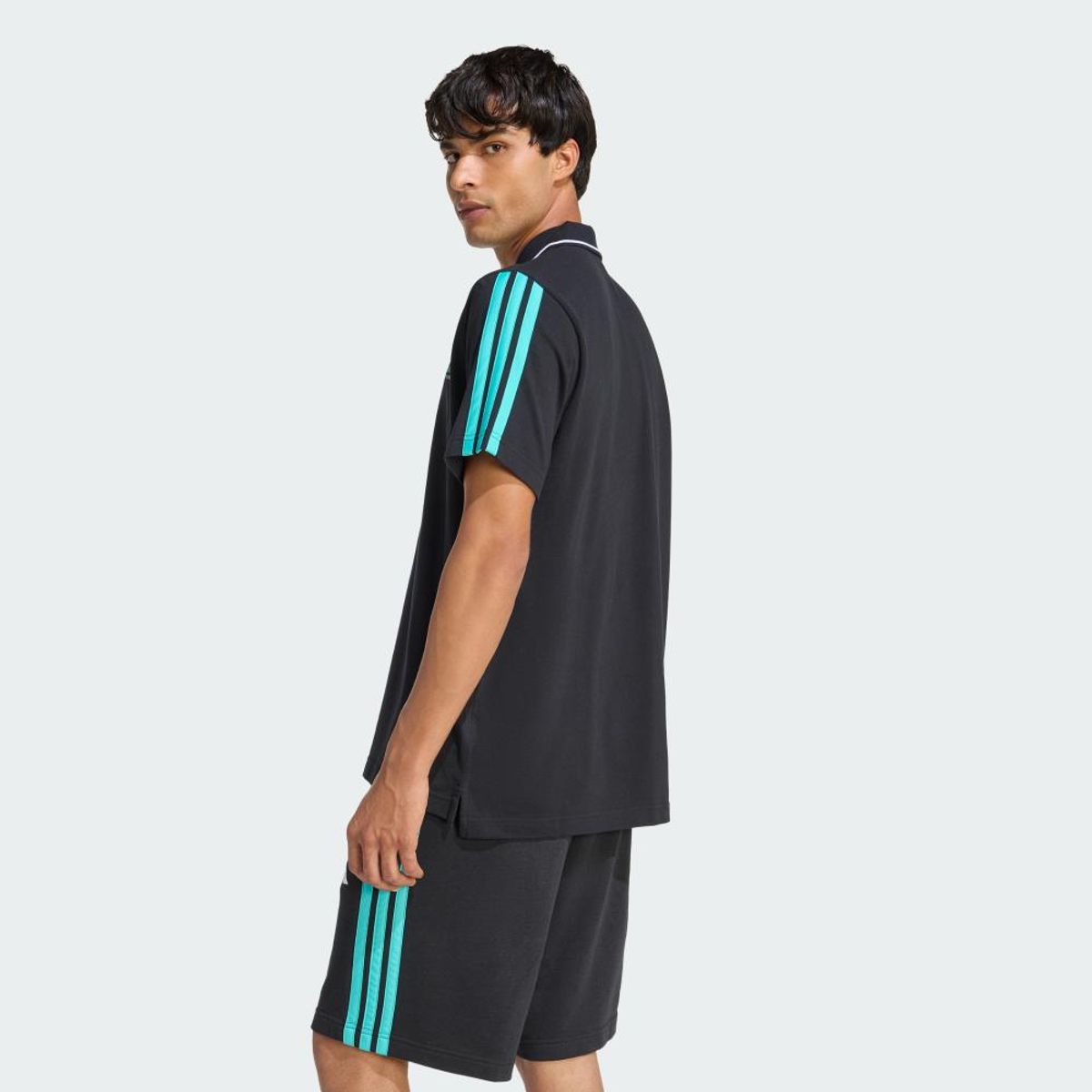 ADIDAS - Poleras con cuello Urbano Hombre