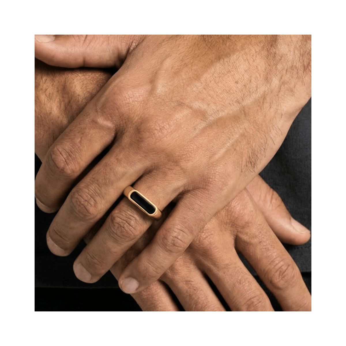 SAINT VENIK - Anillo Black Hades Dorado Enchapado10US Magnetismo Lujo Saint Venik