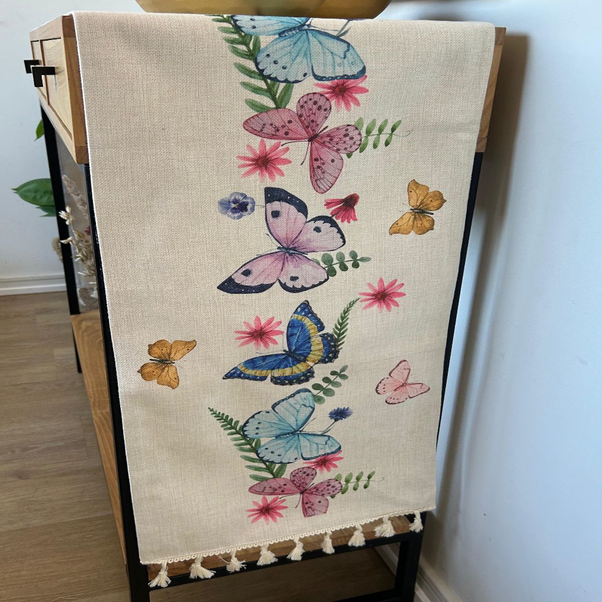 ALMA & DECO - Camino de Mesa Estampado Acuarela Mariposas Lino