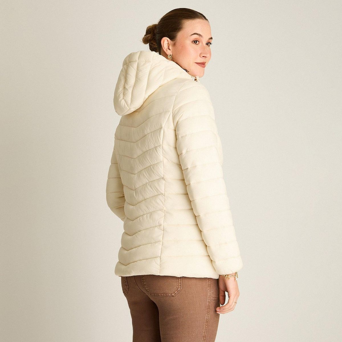 LORENZO DI PONTTI - Parka Corta con Gorro Desmontable Diseño Quilted