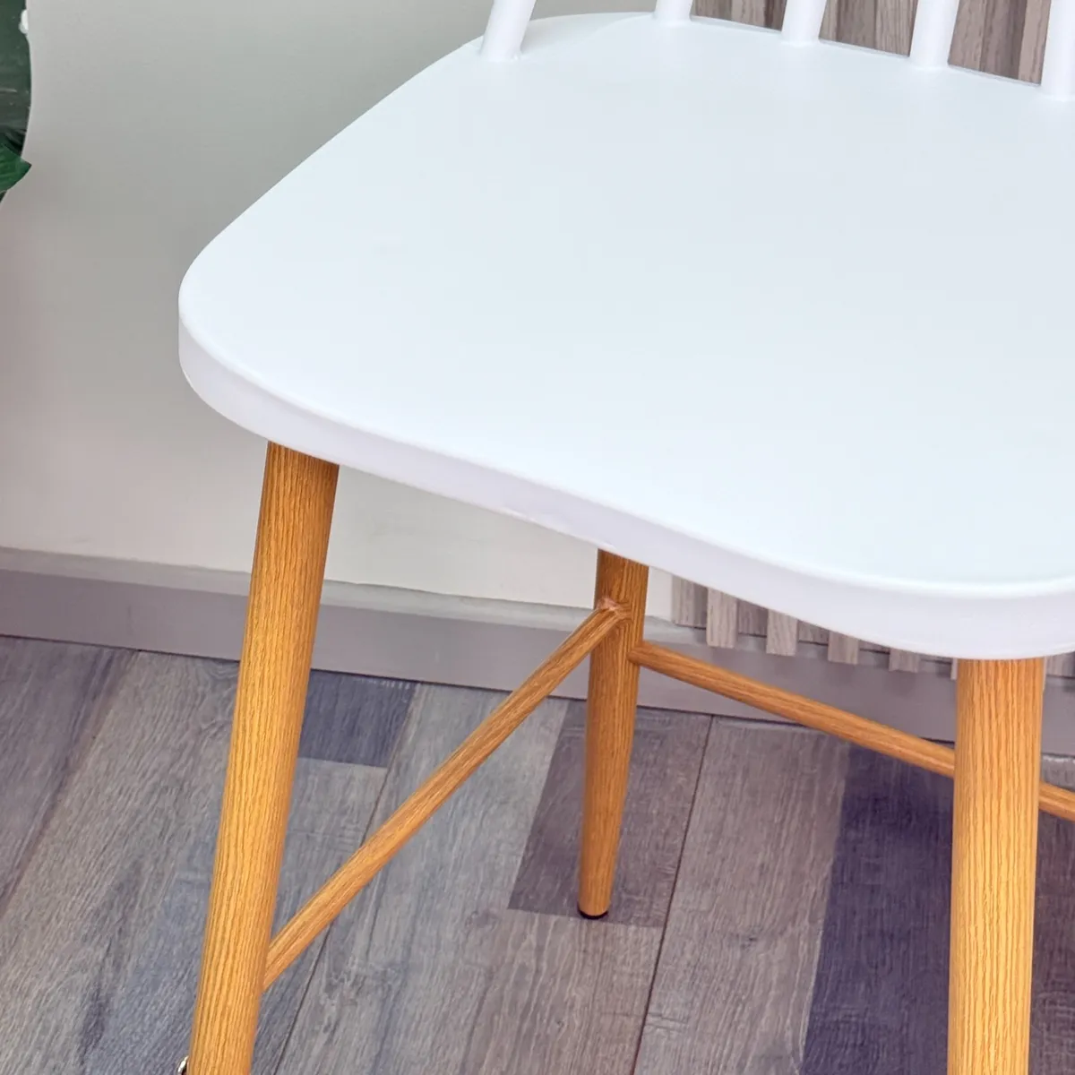 HABITA2 CHILE - Taburete de Bar 65 cm Royal Estilo Nórdico