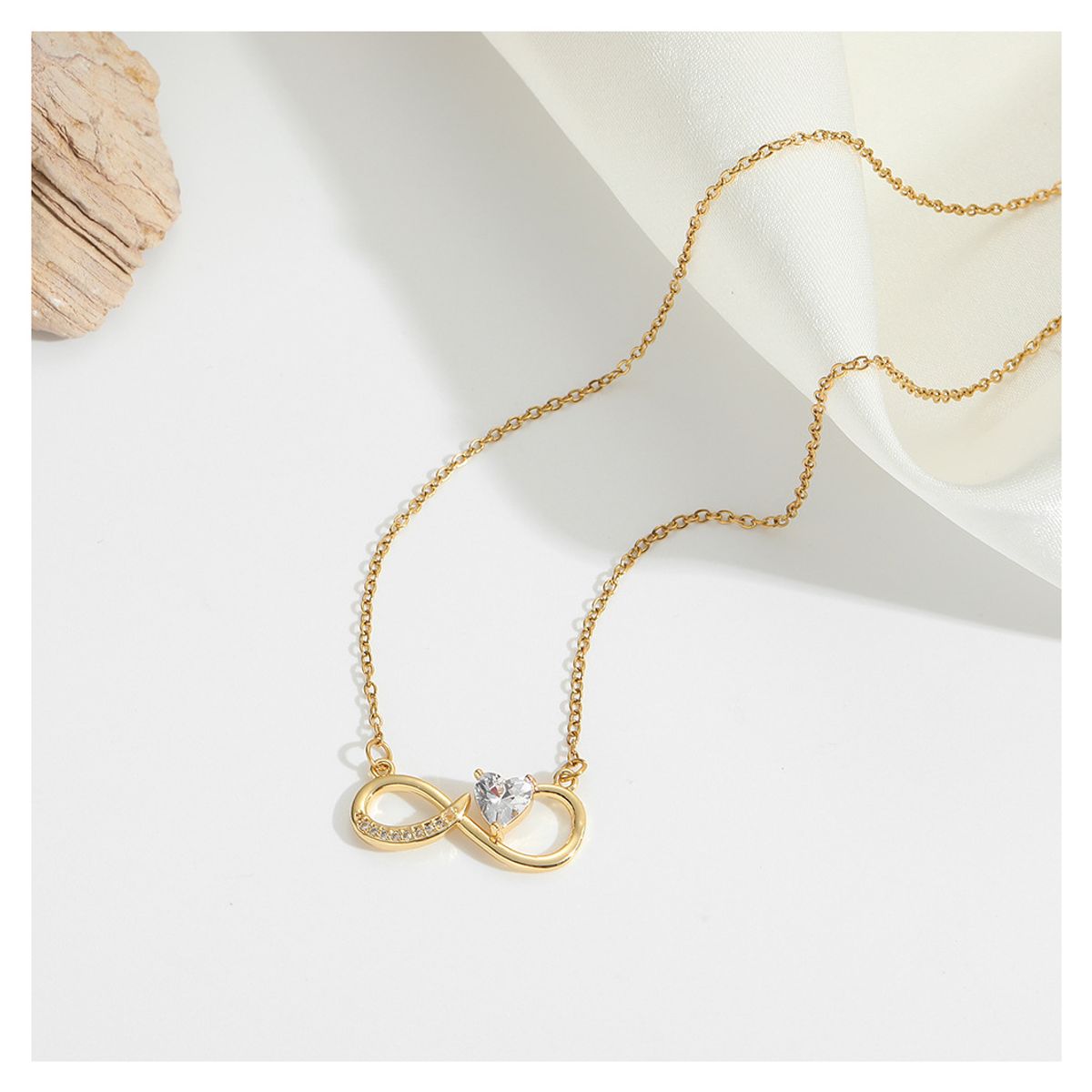 ZG JOYAS - Collar Corazón Infinito Cristal Zirconia Galvanizado En Oro