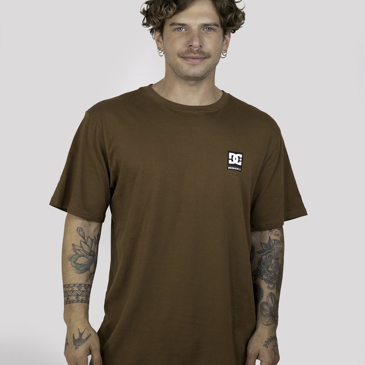 DC SHOES - Polera Hombre Cousa Chest Café DC