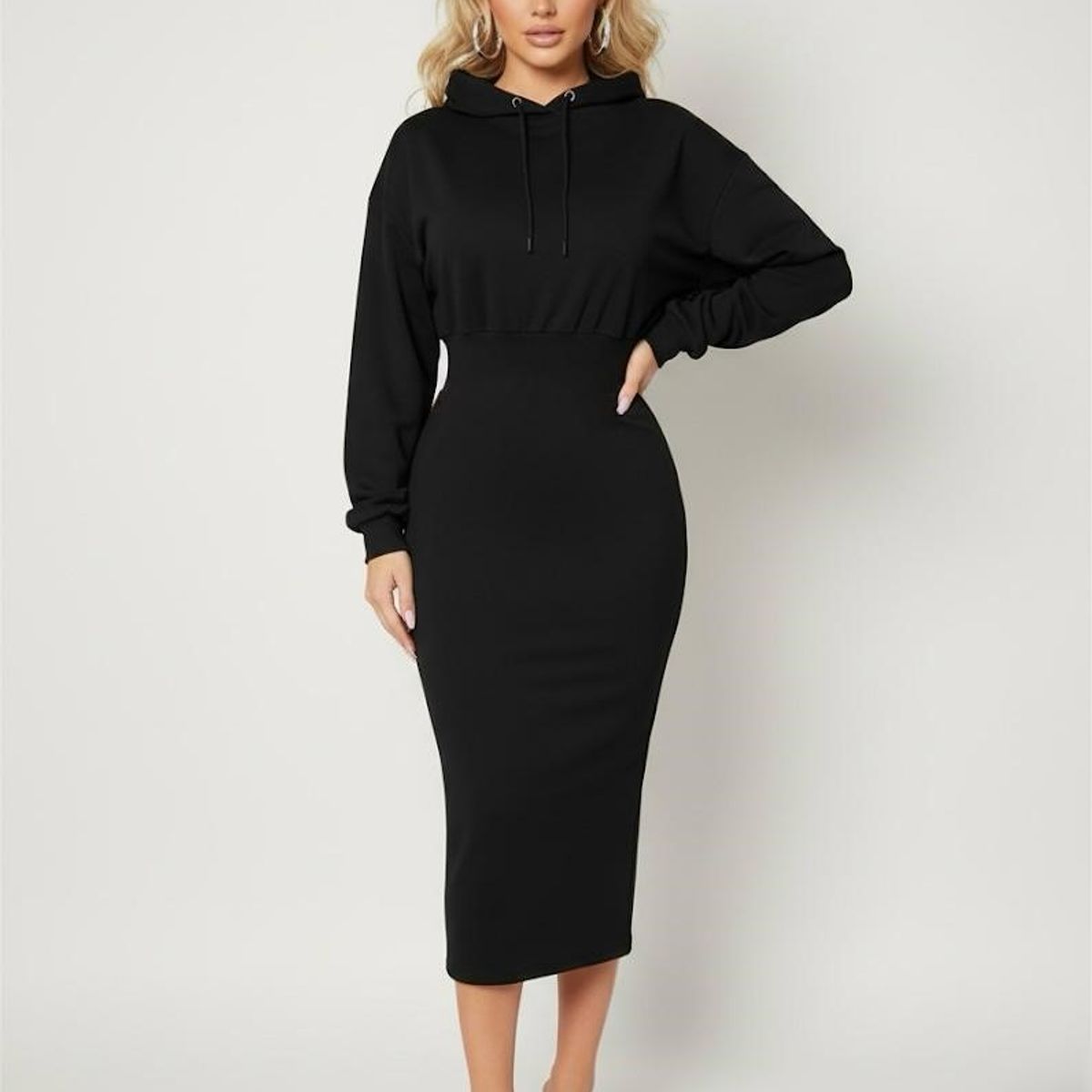 HAMI BOUTIQUE - Vestido Largo Tipo Polerón Negro - Con Capucha y Cintura Ajustada