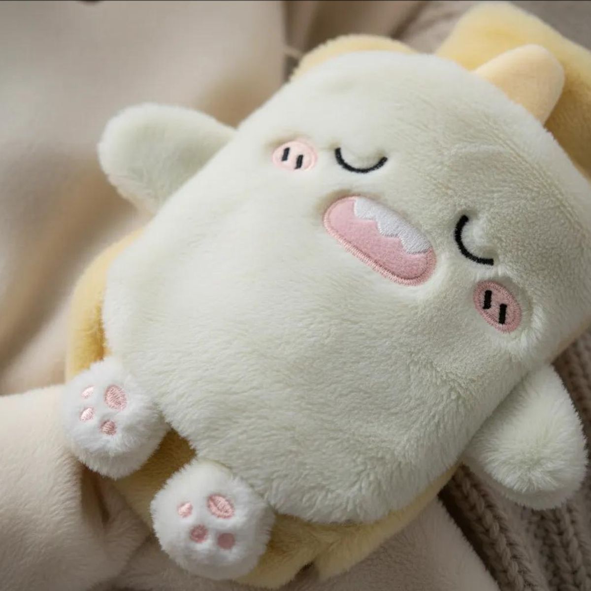 GENERICO - GUATERO FORRADO 1000 ML DISEÑO KAWAII PELUCHE