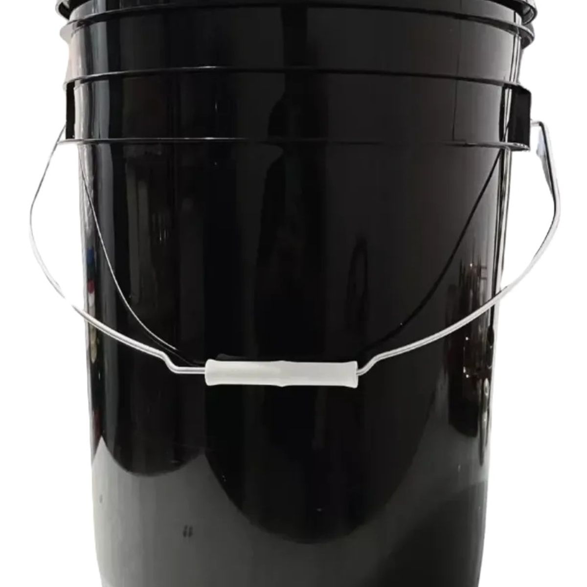 GENERICO - BALDE DE 20 LITROS COLOR NEGRO CON TAPA Y CON ASA