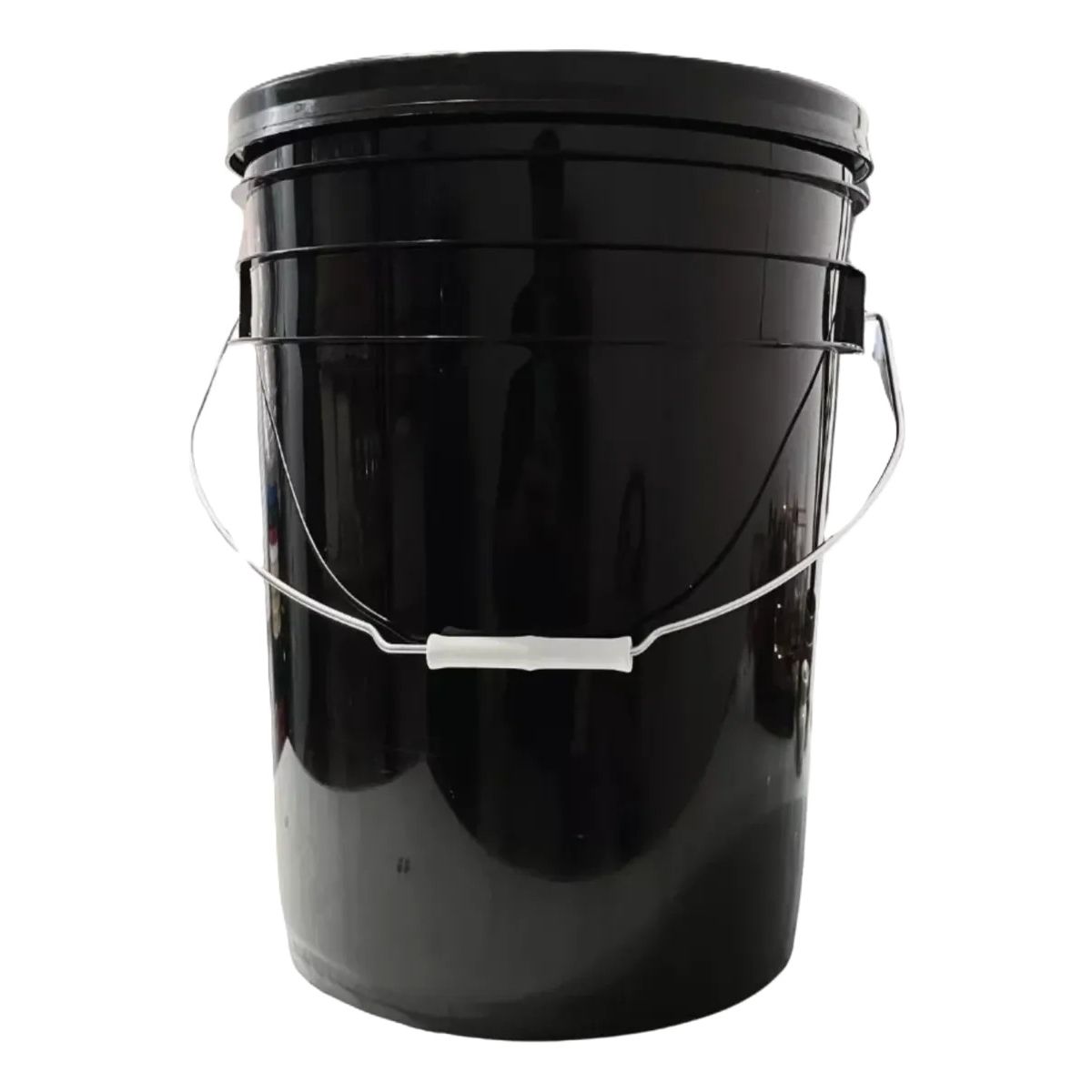 GENERICO - BALDE DE 20 LITROS COLOR NEGRO CON TAPA Y CON ASA