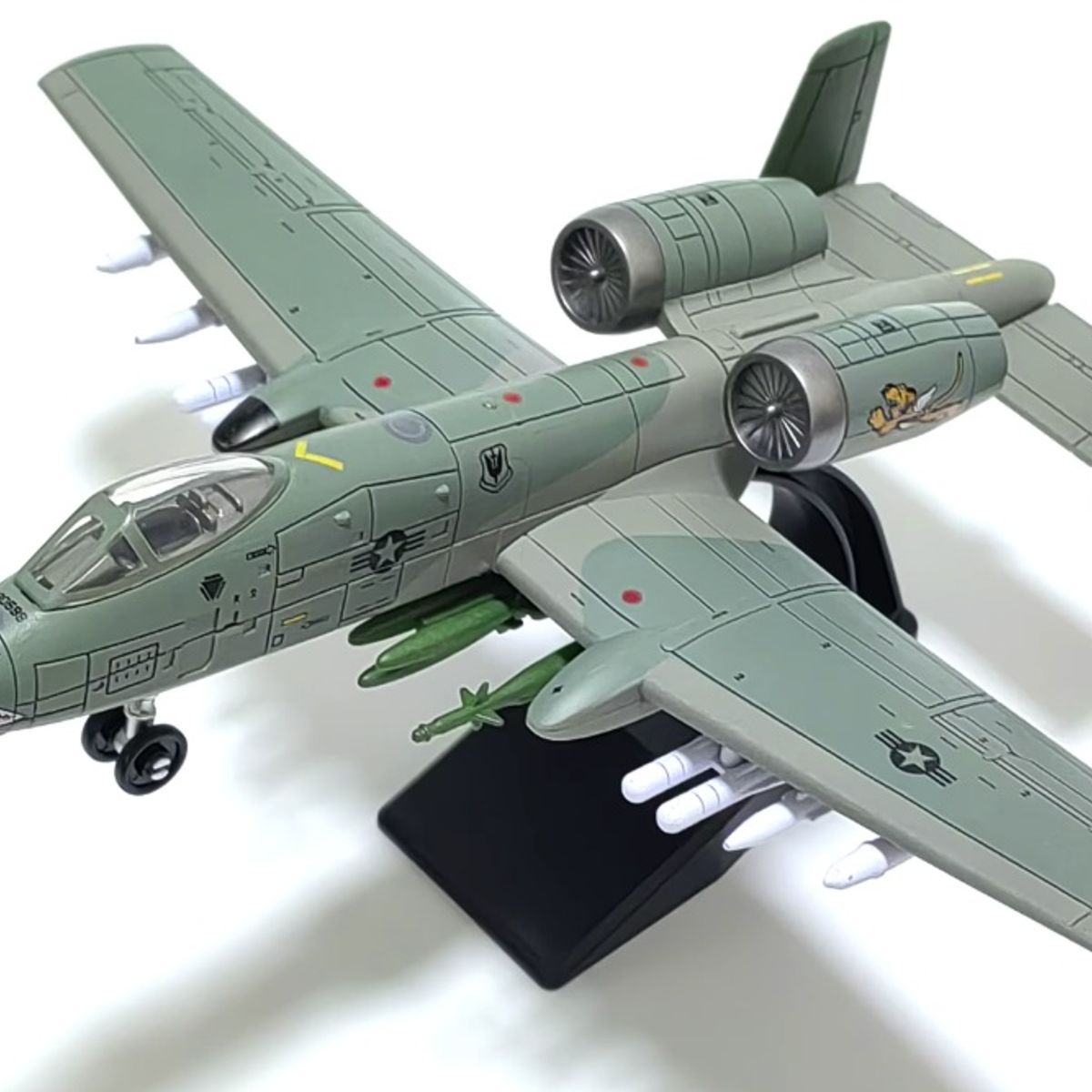 GENERICO - Avión USAF A-10C Warthog Gris Escala 172 Armable