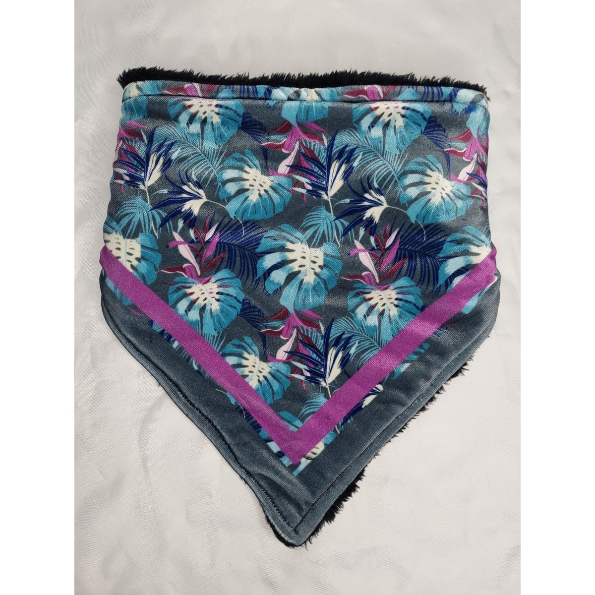 EL ESPACIO DE TOMMY - Bandana invierno mujer hojas celeste