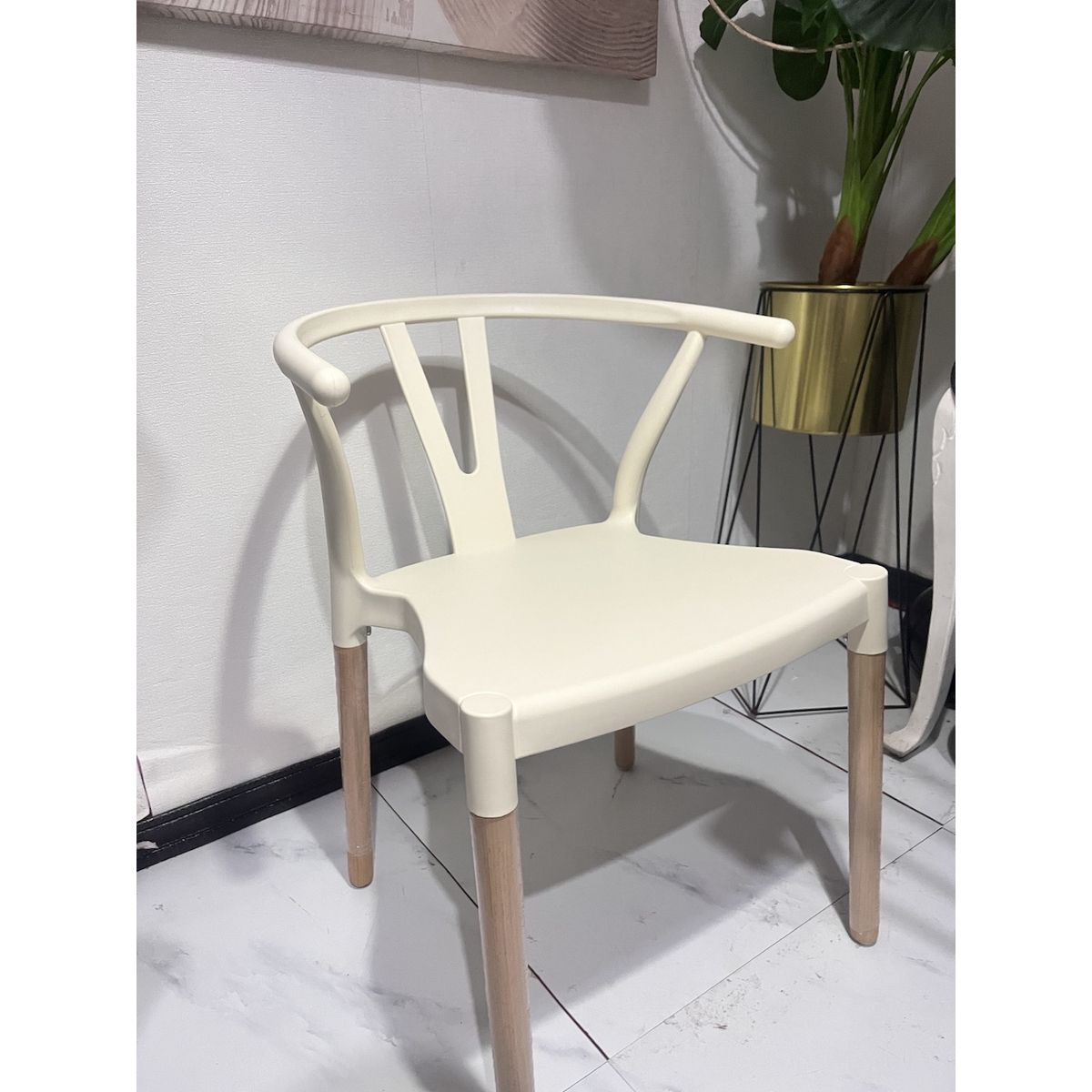 GENERICO - pack 2 Sillas Wishbone Material Polipropileno