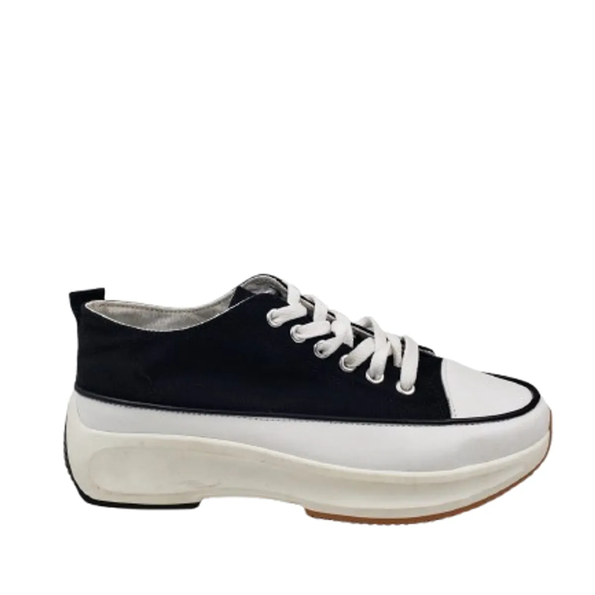 HERIEL - Zapatilla Negra Urbana