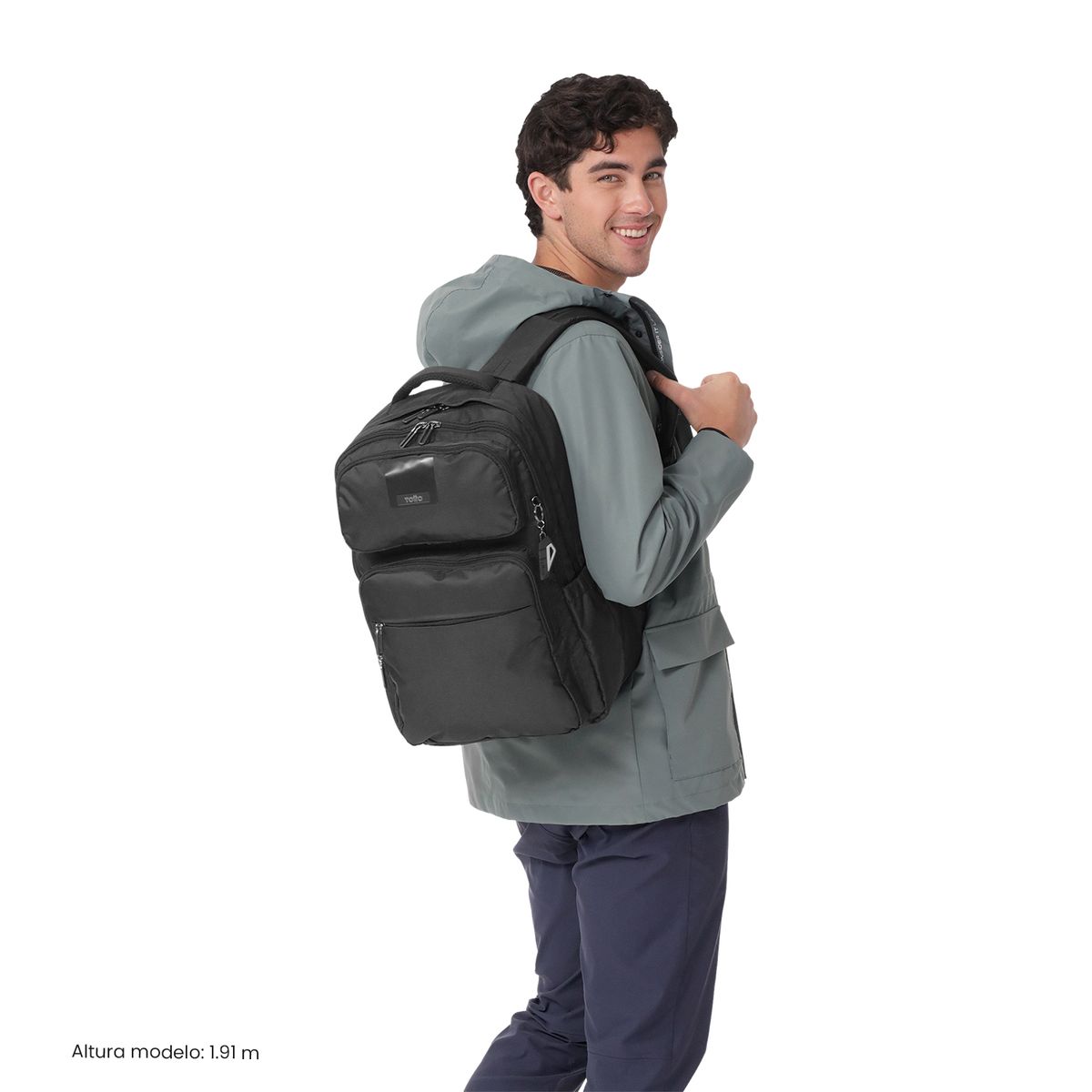 TOTTO - Mochila Universitario  Suspension 2.0 Porta PC 16 Negro