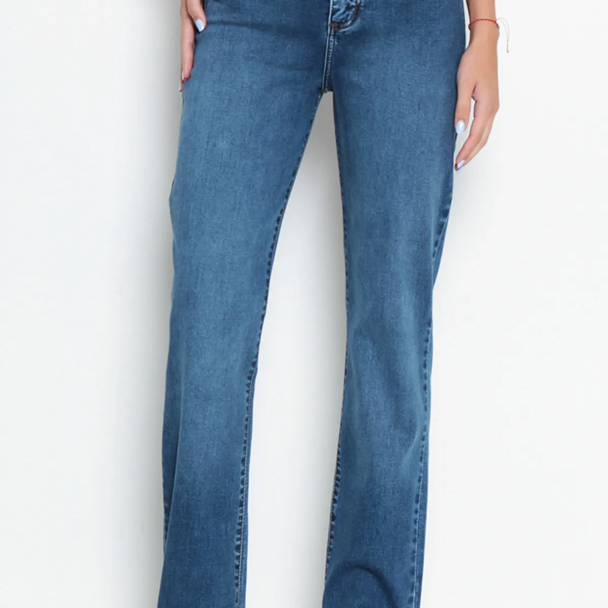WADOS - JEANS MUJER BASICO RECTO TIRO ALTO PRETINA UN BOTON