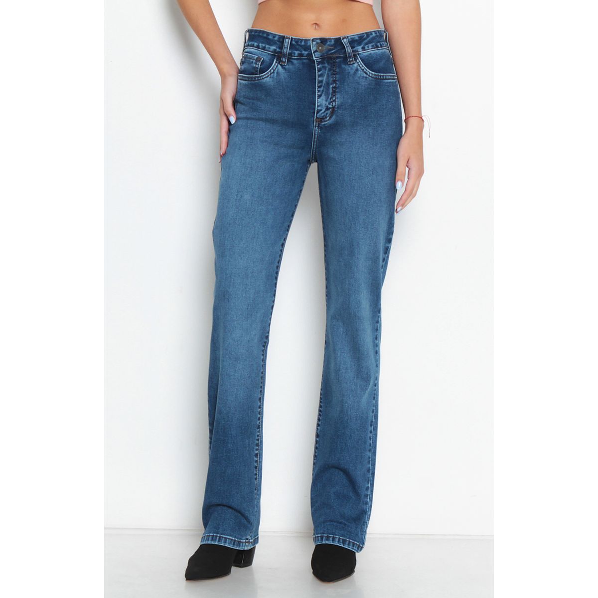 WADOS - JEANS MUJER BASICO RECTO TIRO ALTO PRETINA UN BOTON