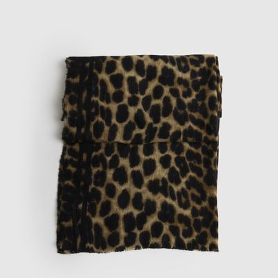Imagen 2 del producto Bufanda Estampado Animal Print
