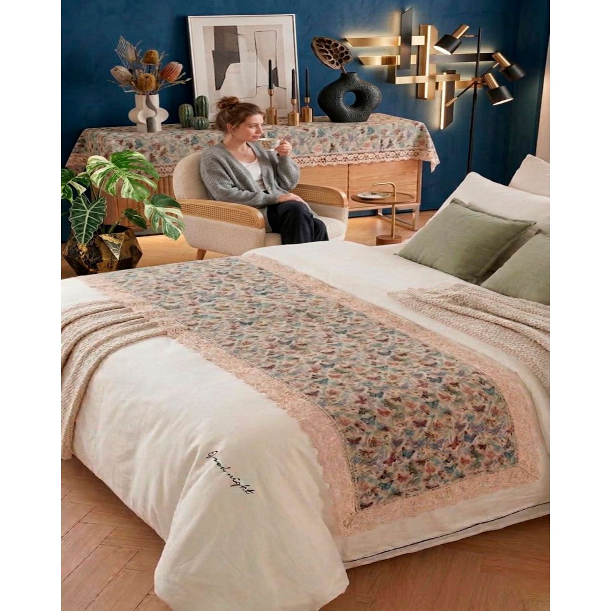 GENERICO - Piecera de Cama Estampado Natural Chic Con Encaje 80x200cm