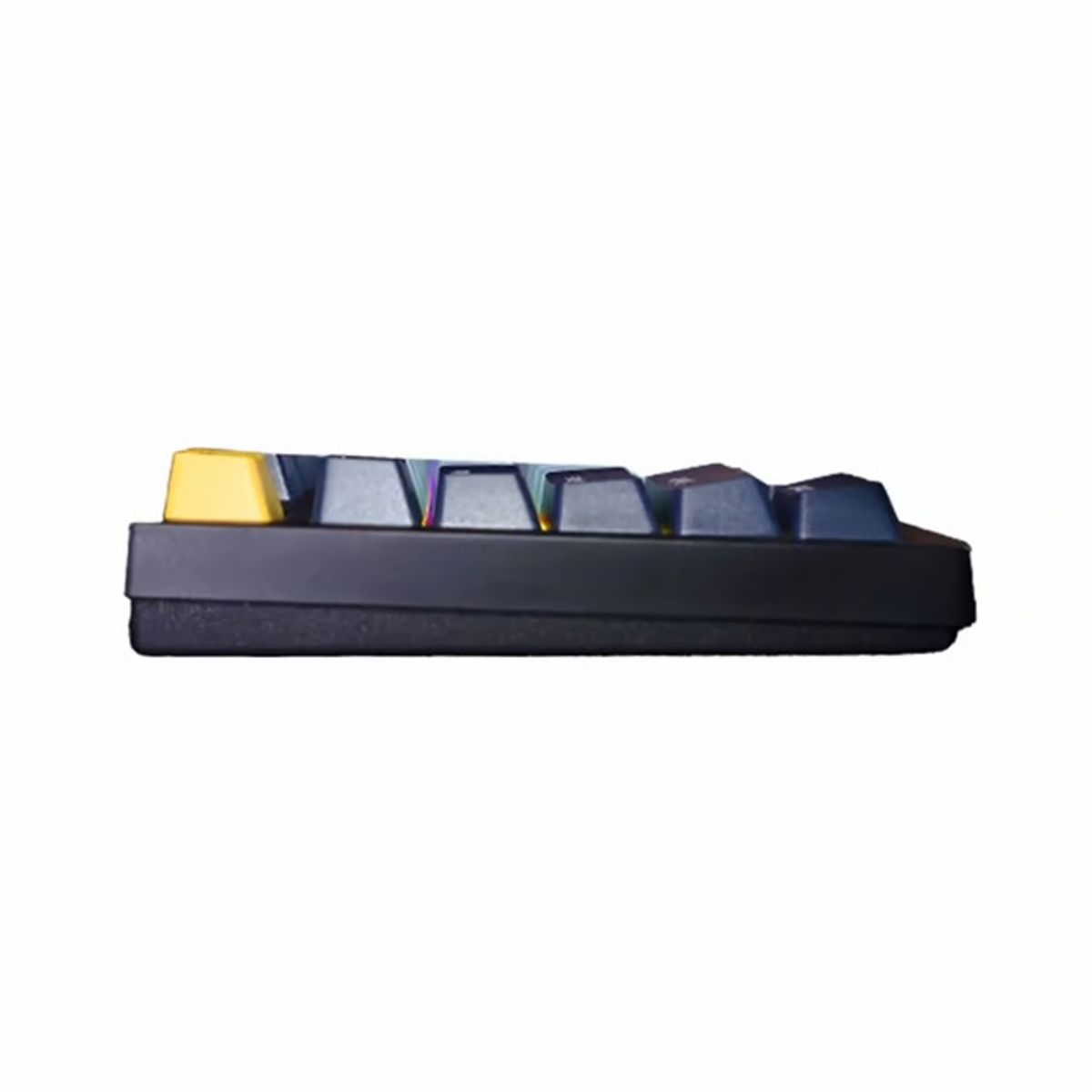 FANTECH - Teclado Gamer - Fantech  Atom63 Rgb - 60% - Switch Red