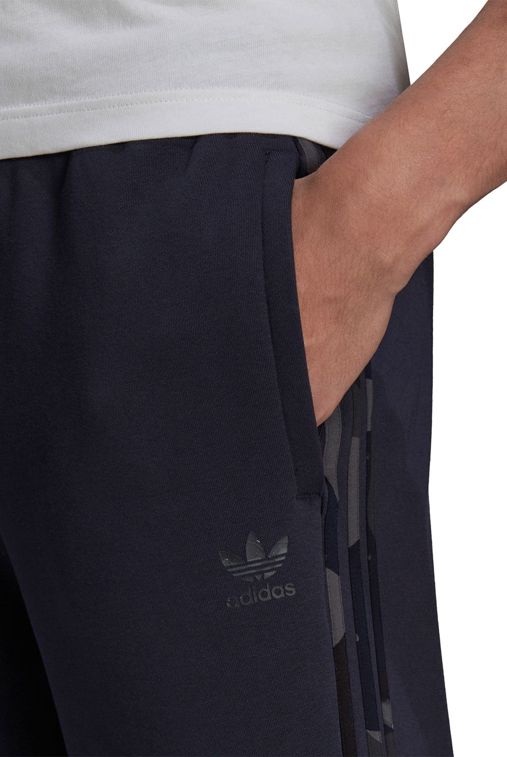 ADIDAS ORIGINALS - Short De Vestir Camo Hombre