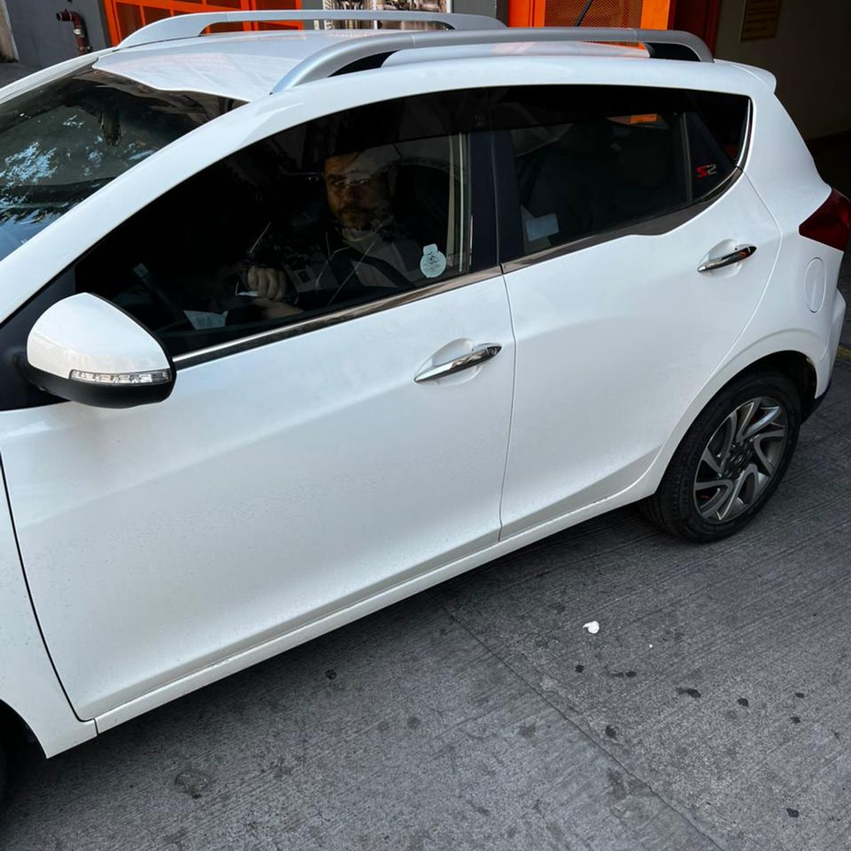 GENERICO - Bota Aguas de Acrílico 2mm plano Negro Brillante a Medida auto Jac S2 2015 a 2021