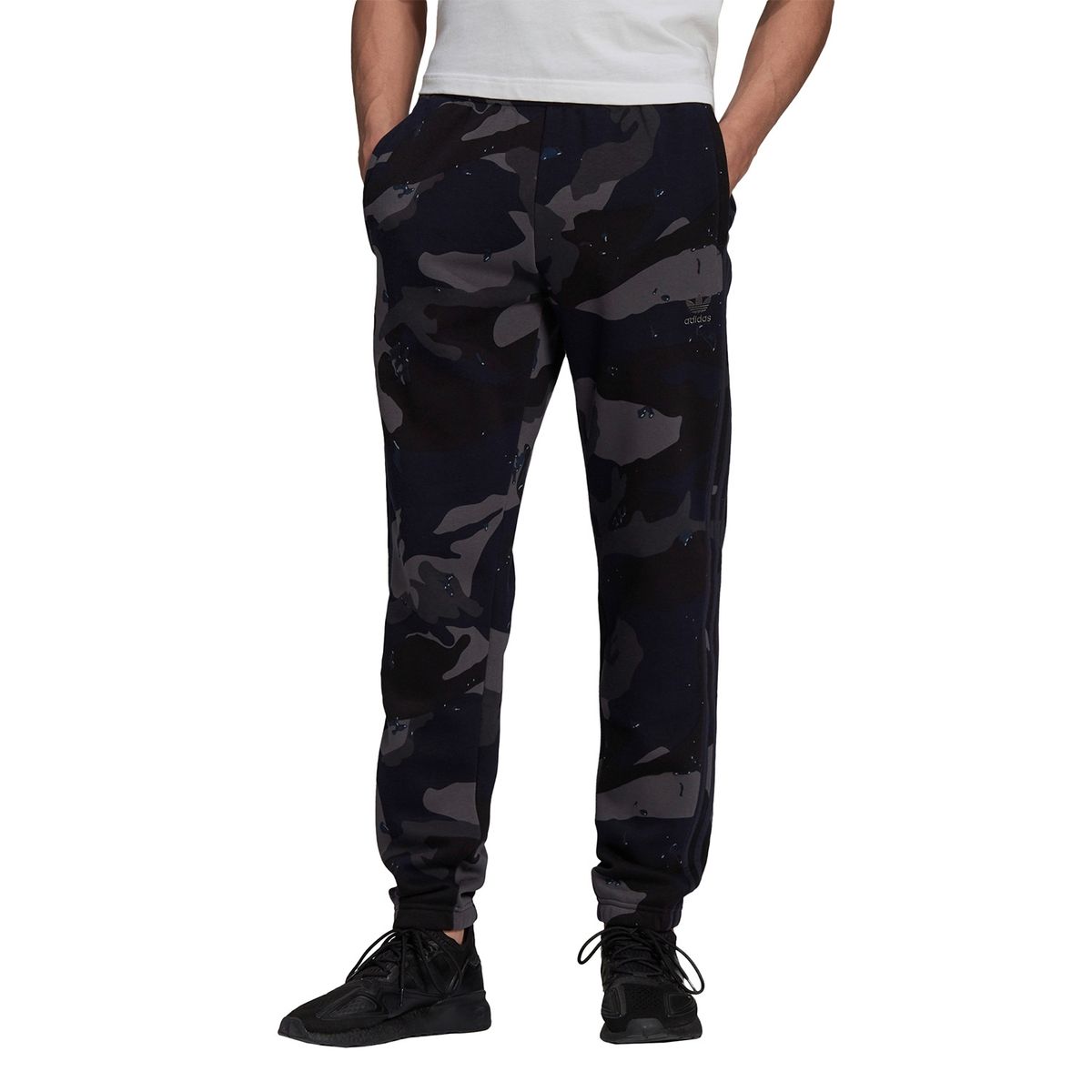 ADIDAS ORIGINALS - Pantalón Urbano Camo Hombre