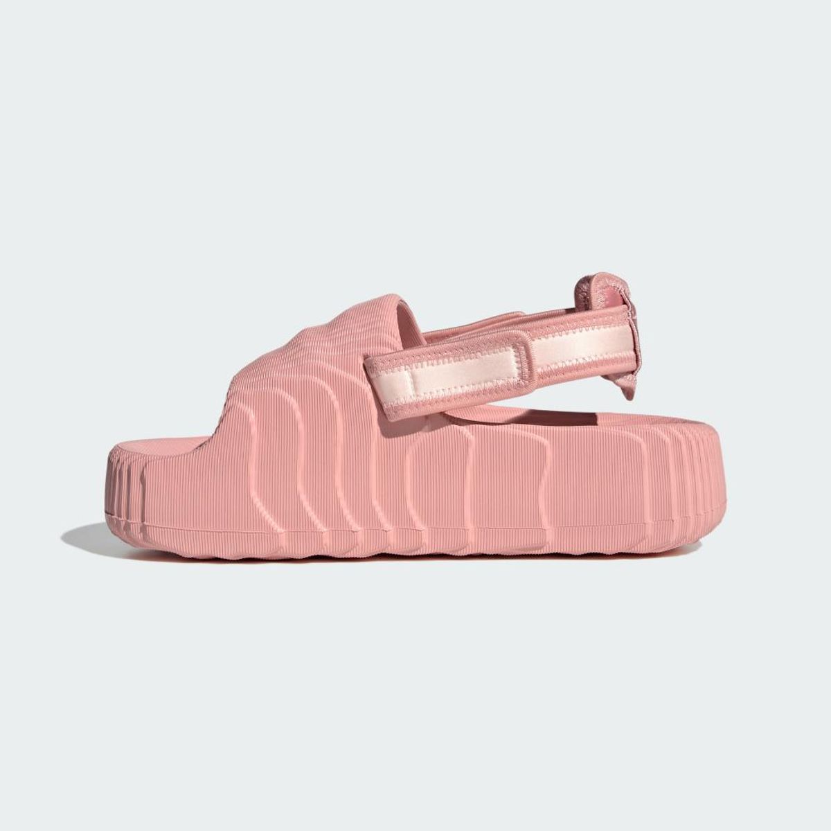 ADIDAS - Sandals Urbano adilette Mujer