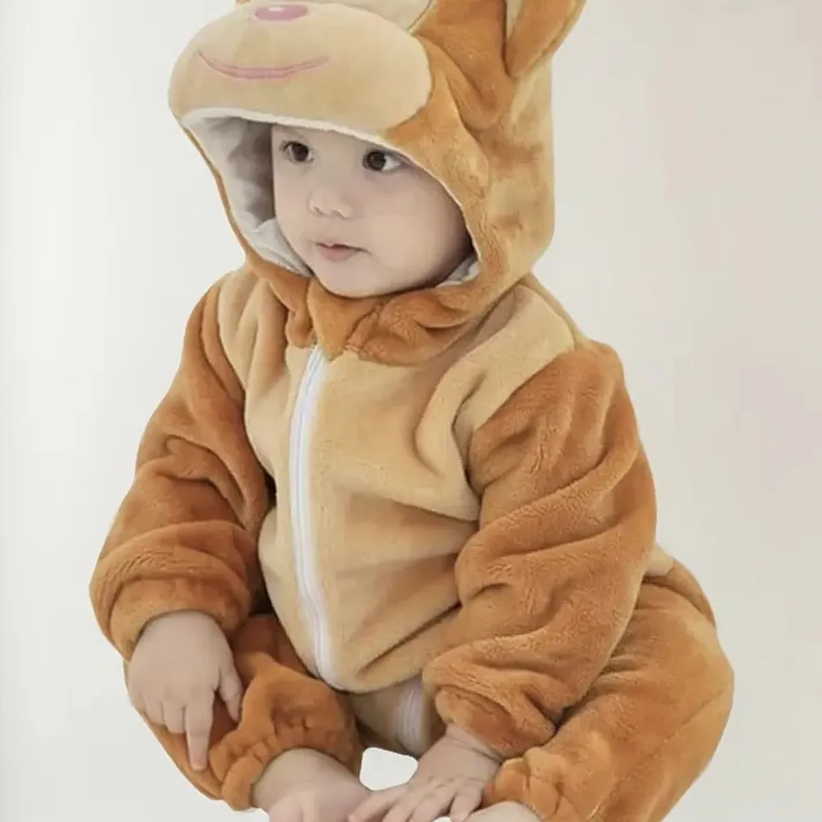 ALMA & DECO - Pijama Disfraz Premium Monito Café Claro