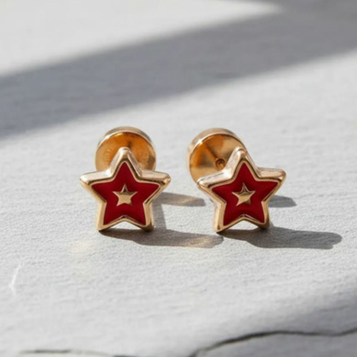 JIREH JOYAS - Aros Abridores Estrella Rojo 5mm Oro 14K A Presión Bebé Niña Hipoalergénicos