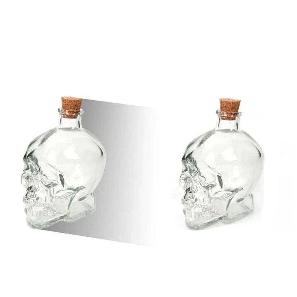 GENERICO - BOTELLA DE VIDRIO FORMA DE CALAVERA 400ML TAPA DE CORCHO 13x8cm