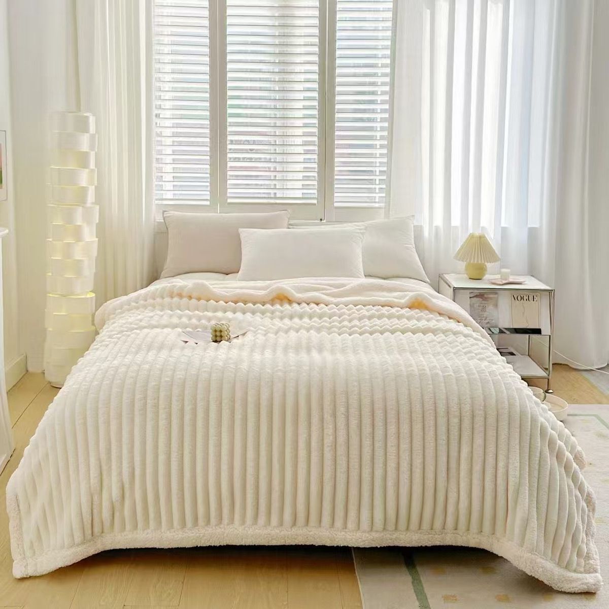 GENERICO - Frazada de Plush con Chiporro, 2 plazas , Crema