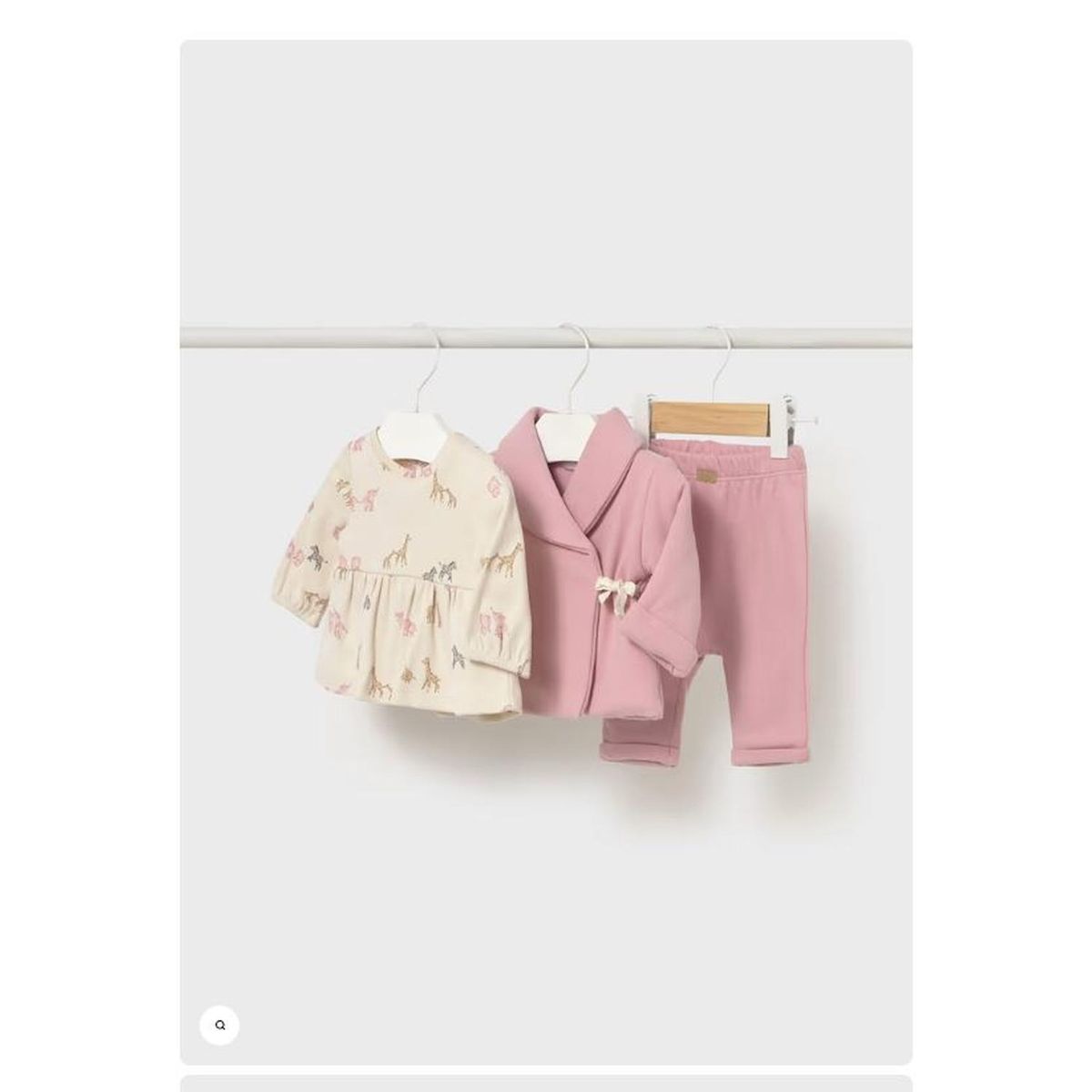 MAYORAL - Conjunto pantalon camiseta y sudadera con broche a presion