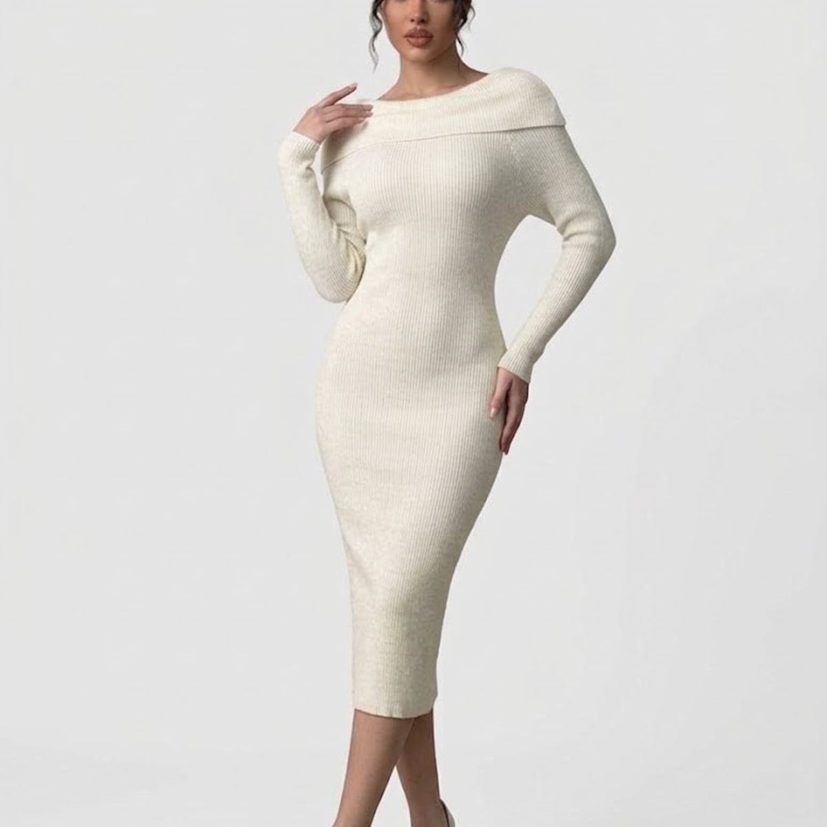HAMI BOUTIQUE - Vestido Midi Acanalado Blanco Invierno - Escote Bardot Plegado Elegante