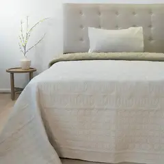 DORAL - Quilt Hotpress Viena Con Sherpa 1.5 Plazas Beige