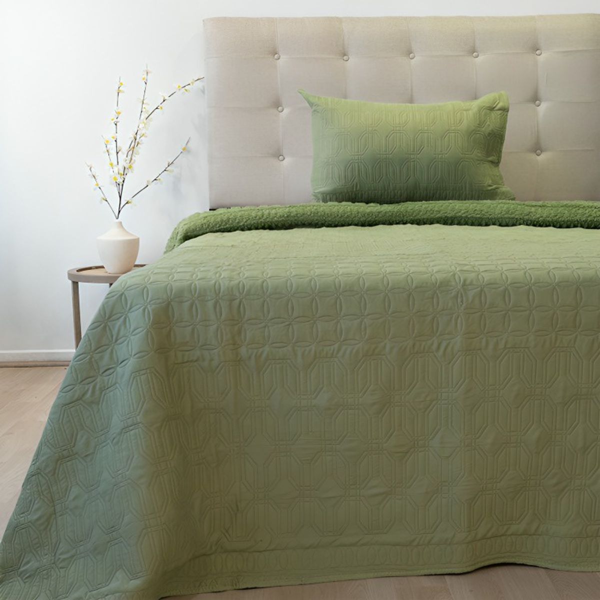 DORAL - Quilt Hotpress Viena Con Sherpa 1.5 Plazas  Verde Oliva  Doral
