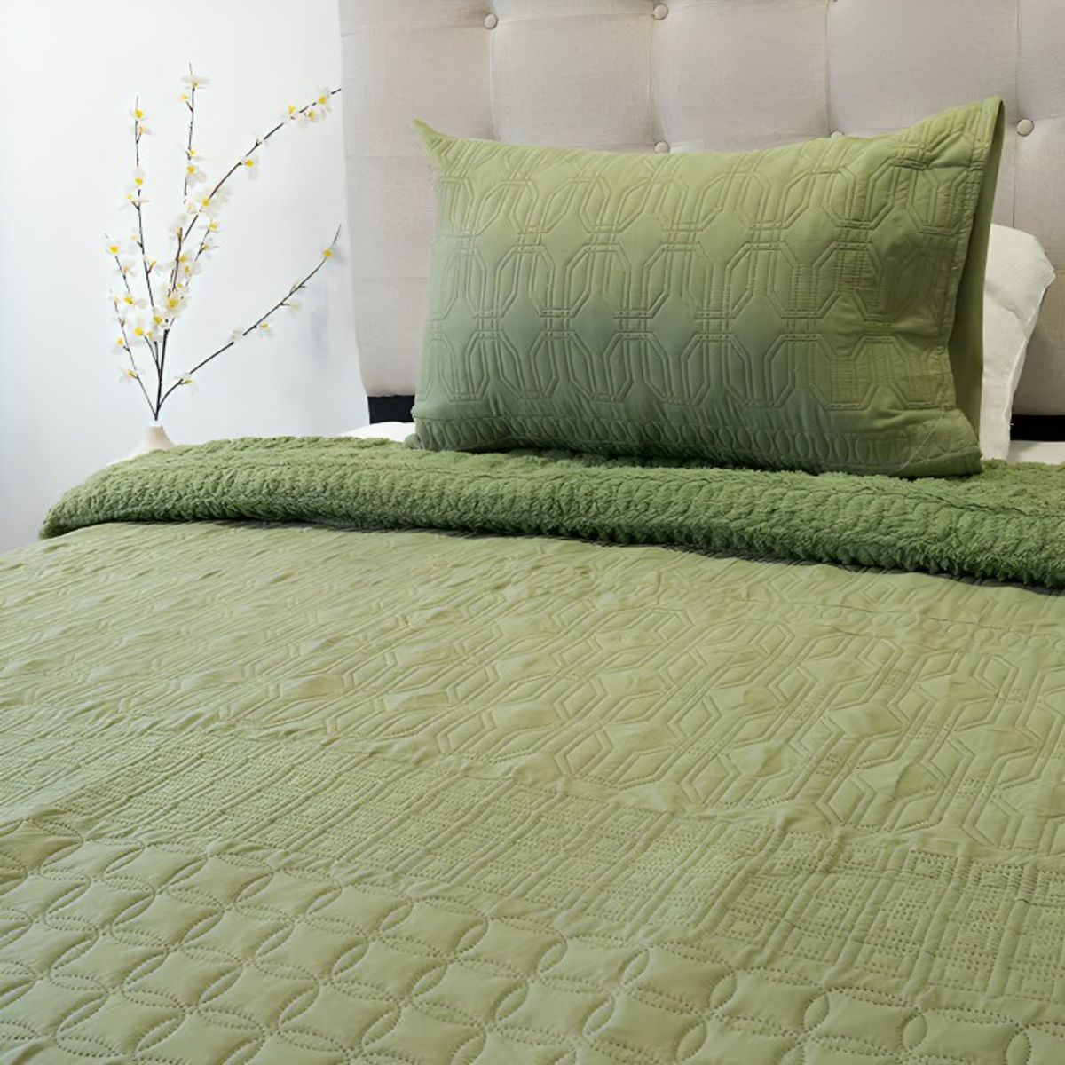 DORAL - Quilt Hotpress Viena Con Sherpa 1.5 Plazas  Verde Oliva  Doral